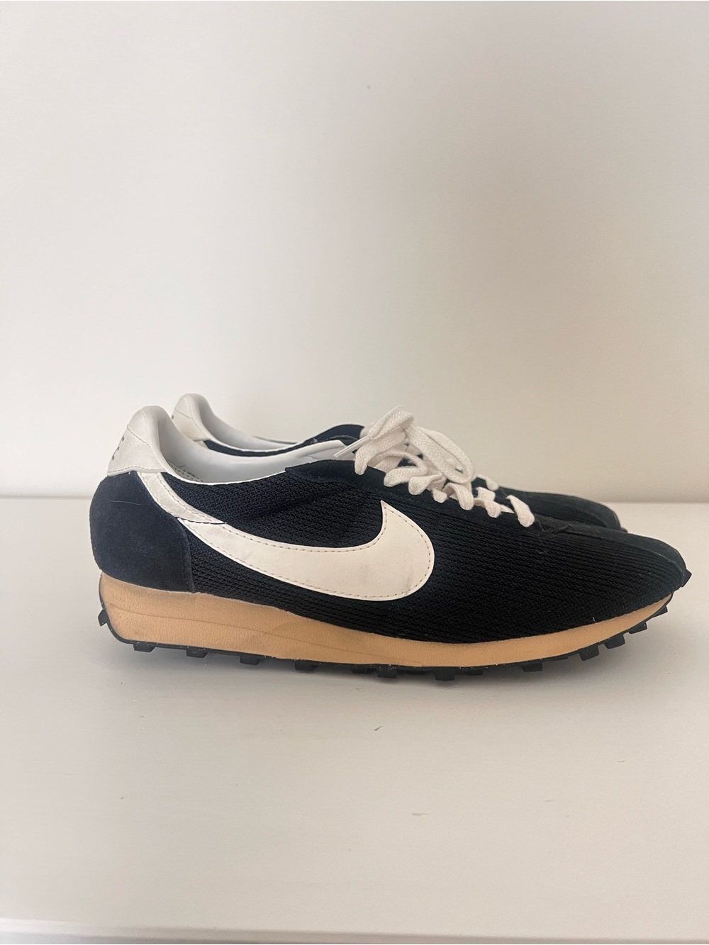 HM0950-001 NIKE LD-1000 Black and Sail (Men's) 10.5
